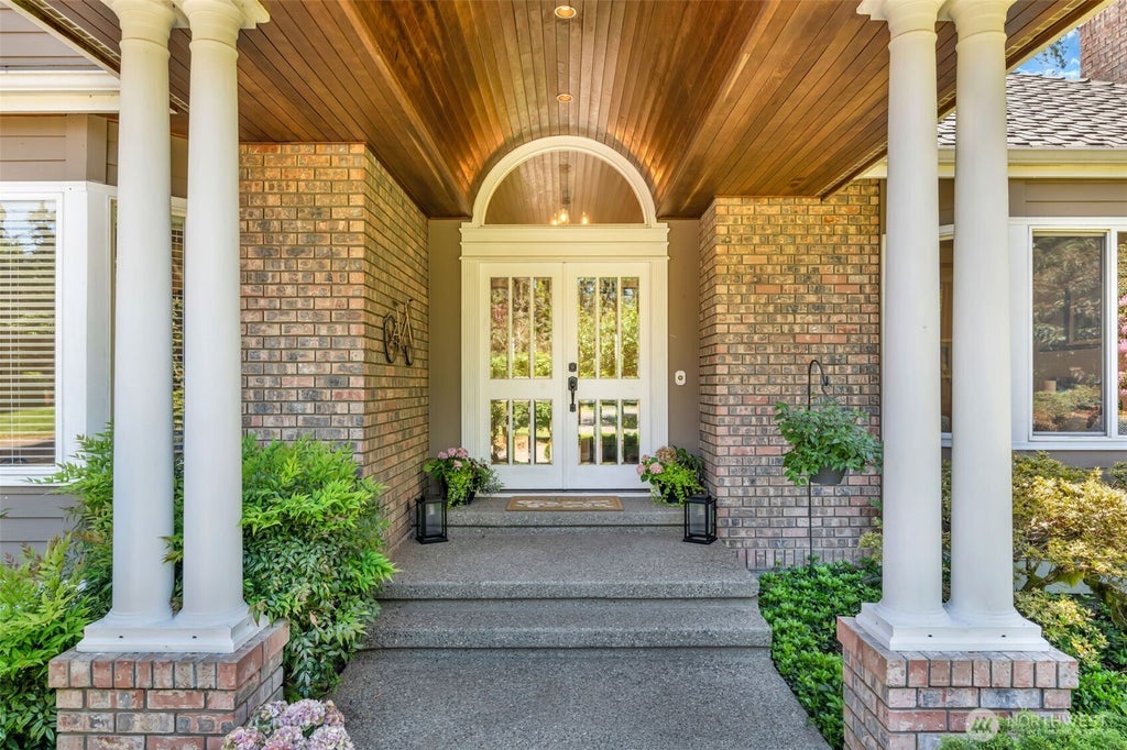 Photo of 18817 NE 157th Street, Woodinville, WA 98072 (MLS # 2575381)