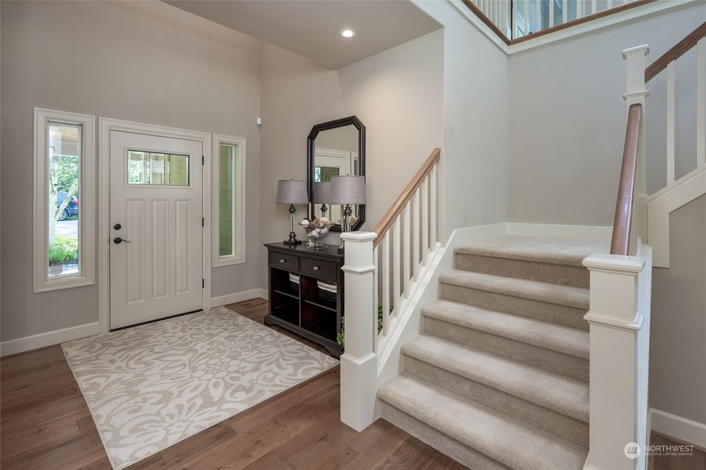 Photo of 7830 NE 165th Street, Kenmore, WA 98028 (MLS # 2249983)