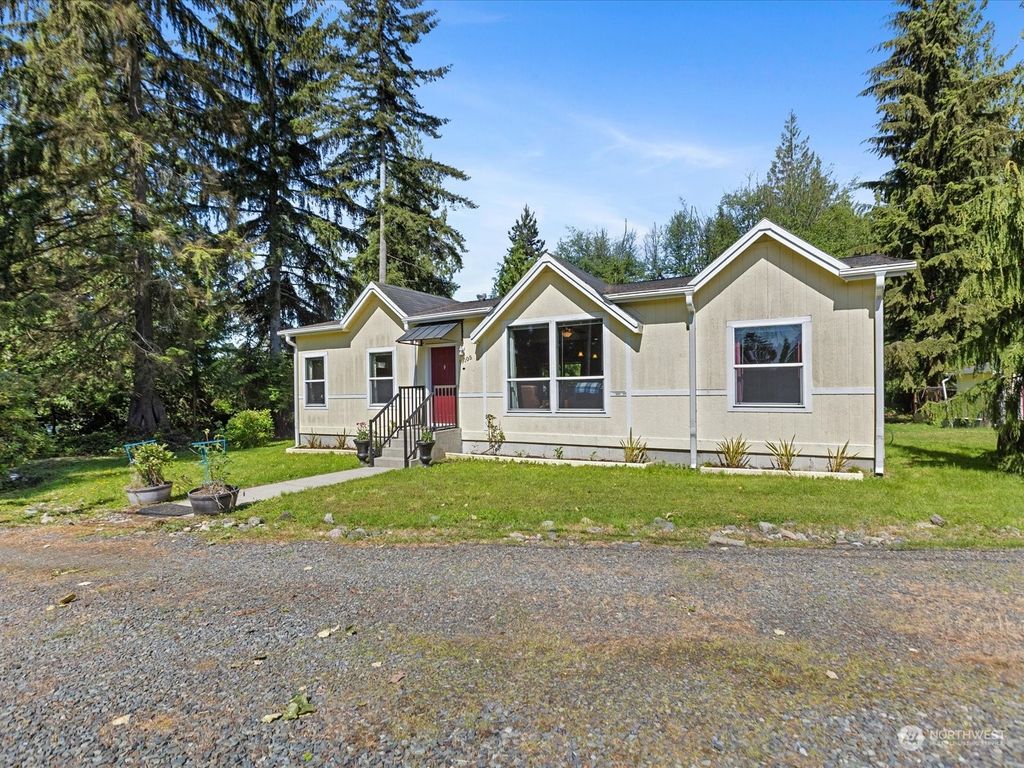 Photo of 10105 86th Street NE, Lake Stevens, WA 98258 (MLS # 2249888)