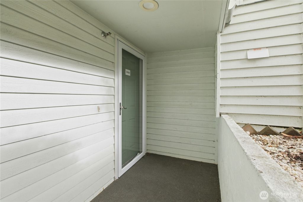 Photo of 25035 98th Place S #D102, Kent, WA 98030 (MLS # 2453051)