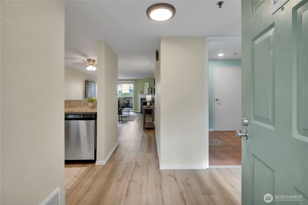 Photo of 25035 98th Place S #D102, Kent, WA 98030 (MLS # 2453051)