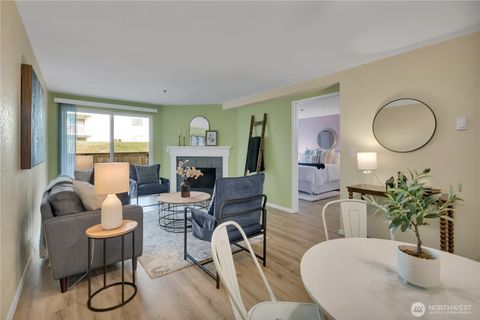 Photo of 25035 98th Place S #D102, Kent, WA 98030 (MLS # 2453051)