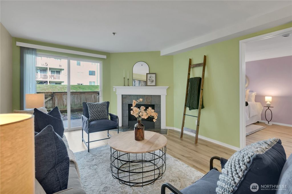 Photo of 25035 98th Place S #D102, Kent, WA 98030 (MLS # 2453051)