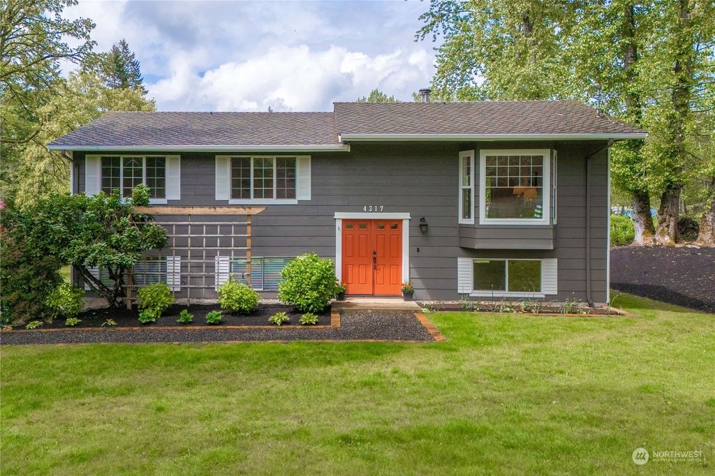 Photo of 4317 264th Avenue NE, Redmond, WA 98053 (MLS # 2230880)