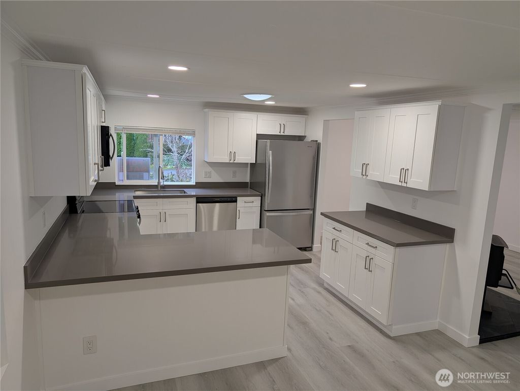 Photo of 9601 315th Avenue SE #23, Issaquah, WA 98027 (MLS # 2481983)