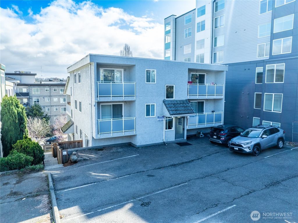 Photo of 3046 SW Avalon Way, Seattle, WA 98126 (MLS # 2348766)