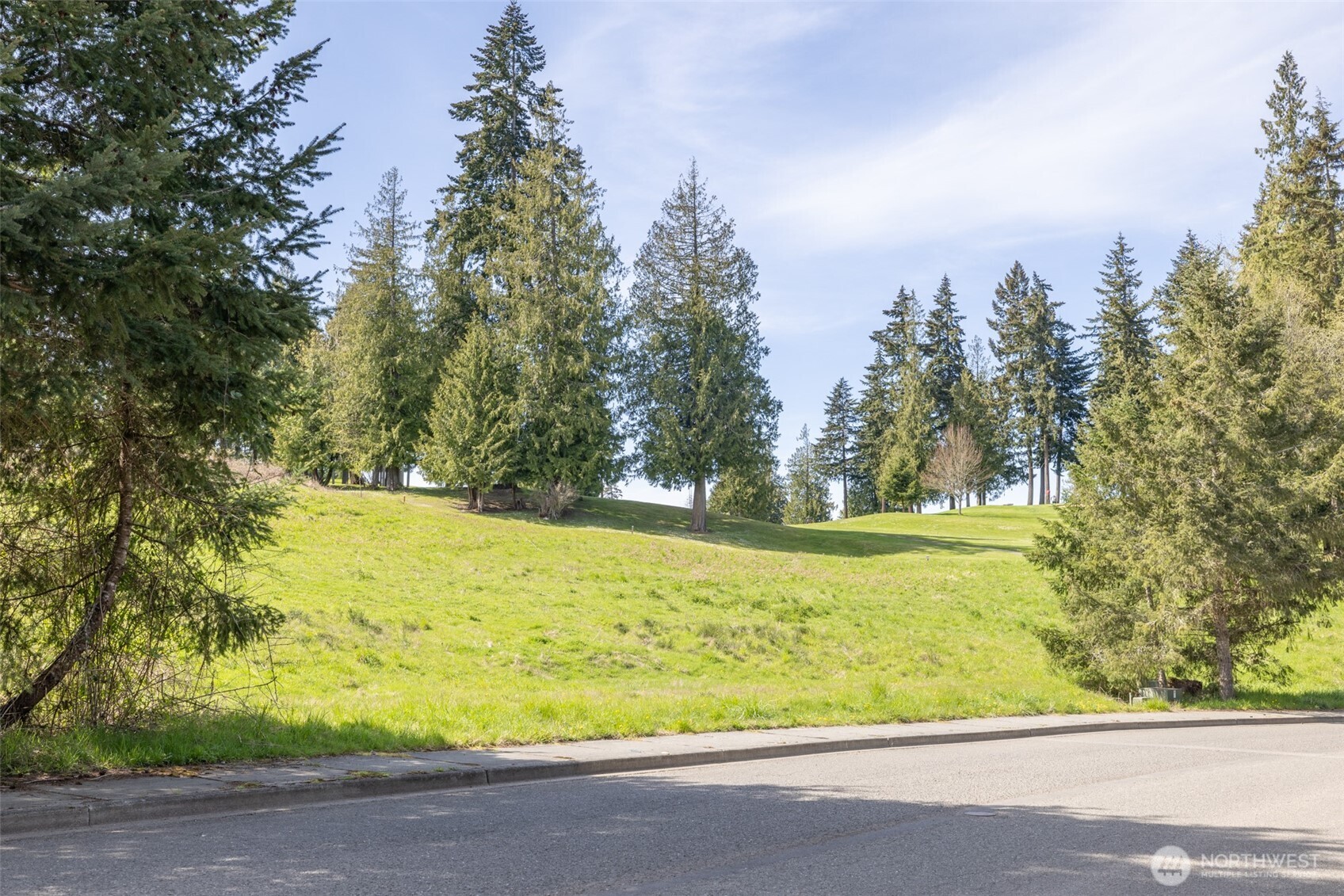 8 Delguzzi Drive