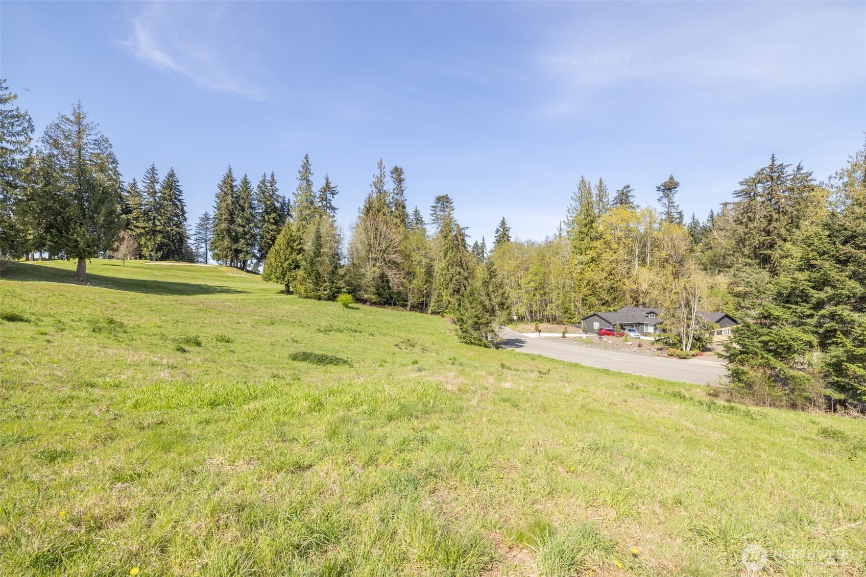 8 Delguzzi Drive