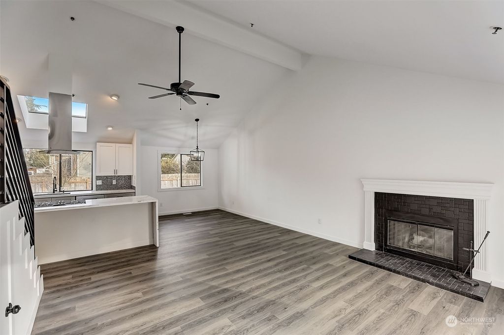 Photo of 21636 SE 270th Street, Maple Valley, WA 98038 (MLS # 2202167)