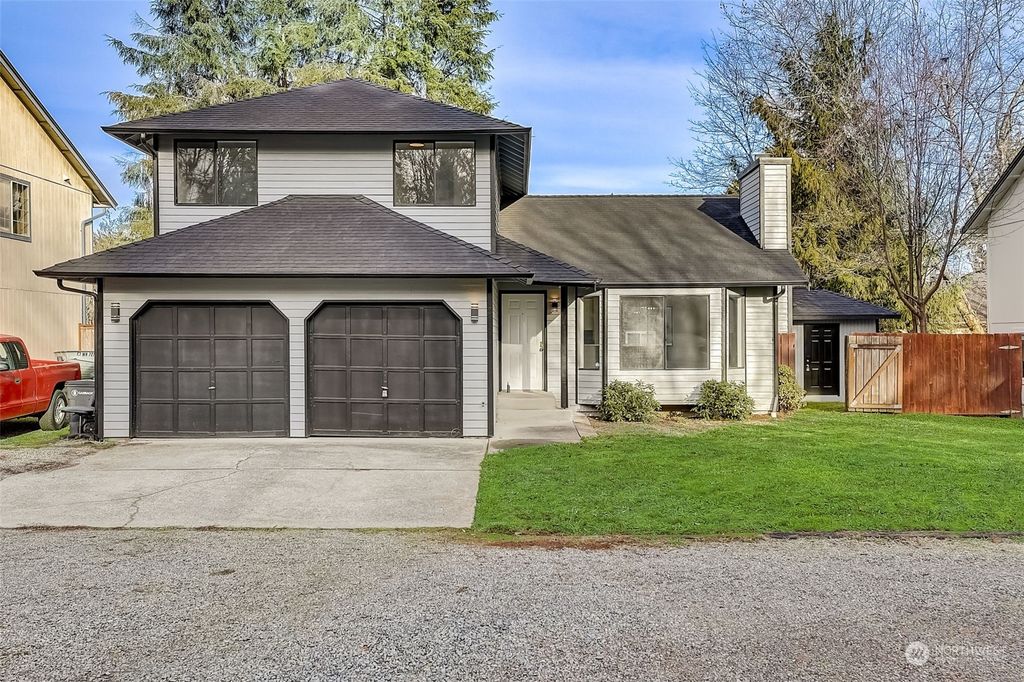 Photo of 21636 SE 270th Street, Maple Valley, WA 98038 (MLS # 2202167)