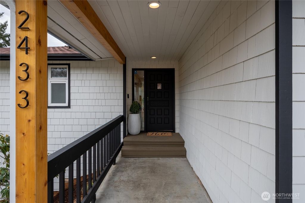 Photo of 2433 Crestline Street, Ferndale, WA 98248 (MLS # 2500813)