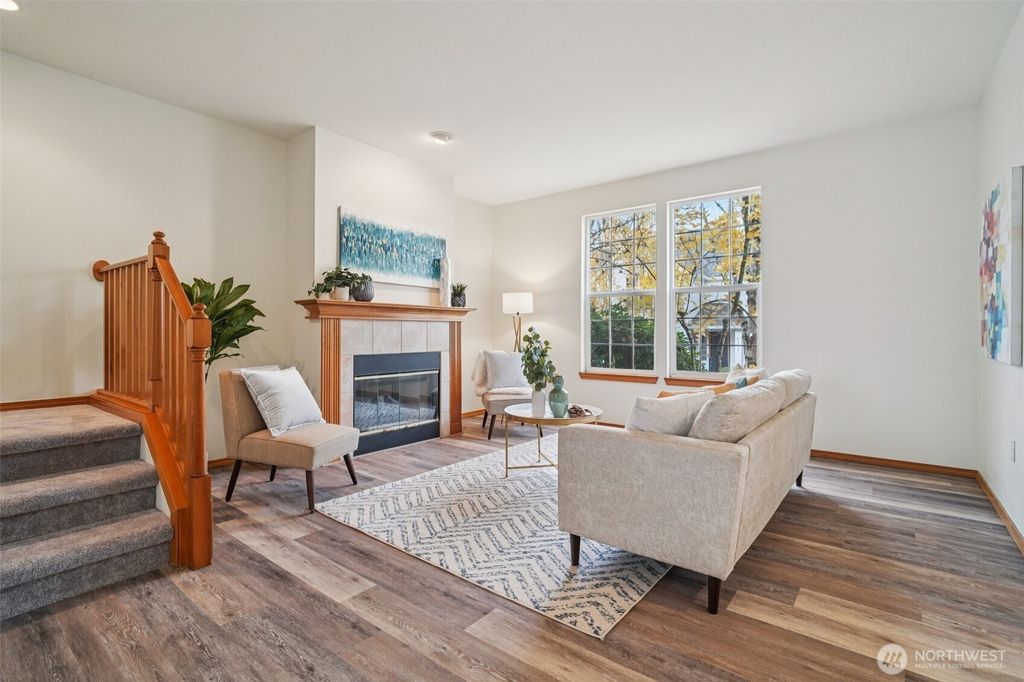 Photo of 22727 NE 4th Place #117, Sammamish, WA 98074 (MLS # 2401158)