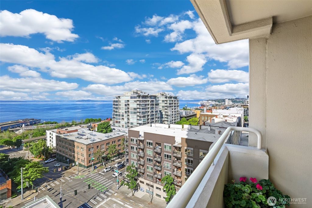 Photo of 2821 2nd Avenue #801, Seattle, WA 98121 (MLS # 2514732)