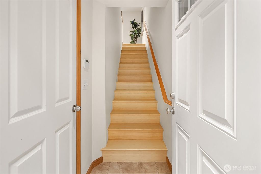 Photo of 12050 33rd Avenue NE #C, Seattle, WA 98125 (MLS # 2486913)