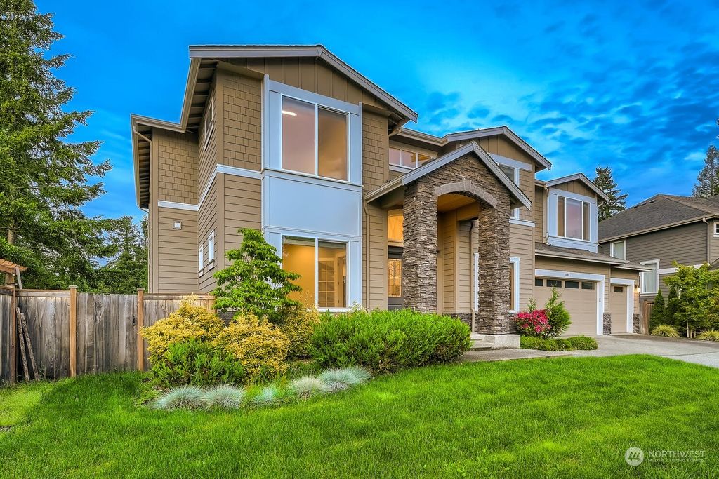 Photo of 1408 Jericho Place NE, Renton, WA 98059 (MLS # 2215867)