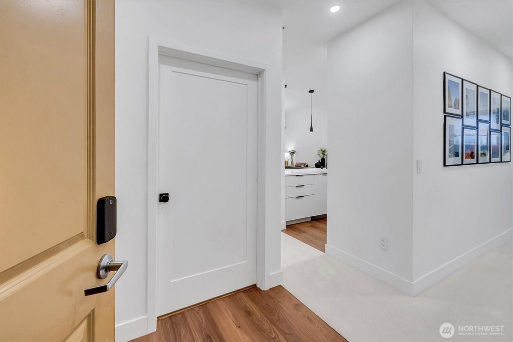 Photo of 300 110th Avenue NE #314, Bellevue, WA 98004 (MLS # 2468625)