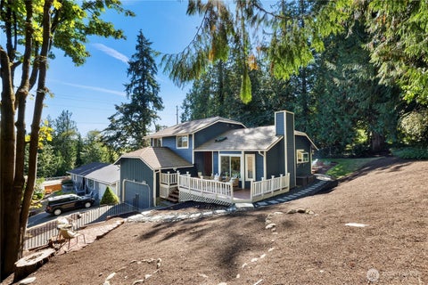 Photo of 22721 NE 12th Place, Sammamish, WA 98074 (MLS # 2576872)