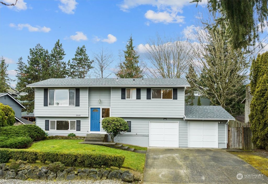 Photo of 22608 2nd Place W, Bothell, WA 98021 (MLS # 2205594)