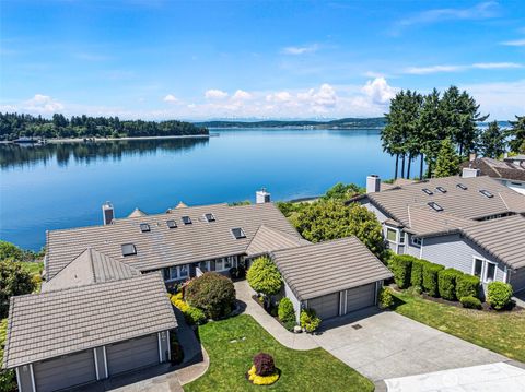 52 Chapman Loop D Steilacoom WA 98388