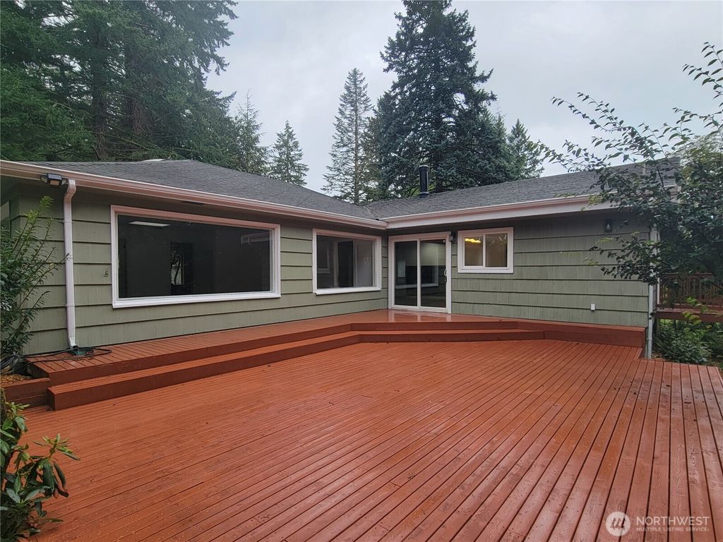 Photo of 13721 409th Avenue SE, North Bend, WA 98045 (MLS # 2426895)
