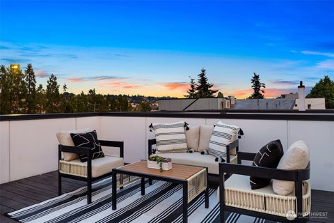 Photo of 3817 Gilman Avenue W, Seattle, WA 98199 (MLS # 2584082)