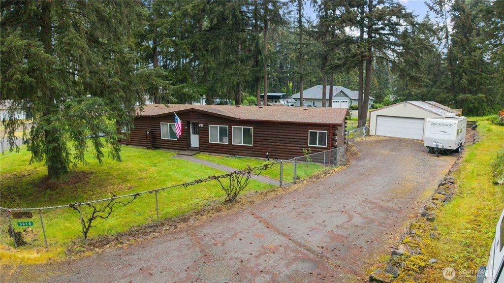 Photo of 3019 227th Street E, Spanaway, WA 98387 (MLS # 2523241)