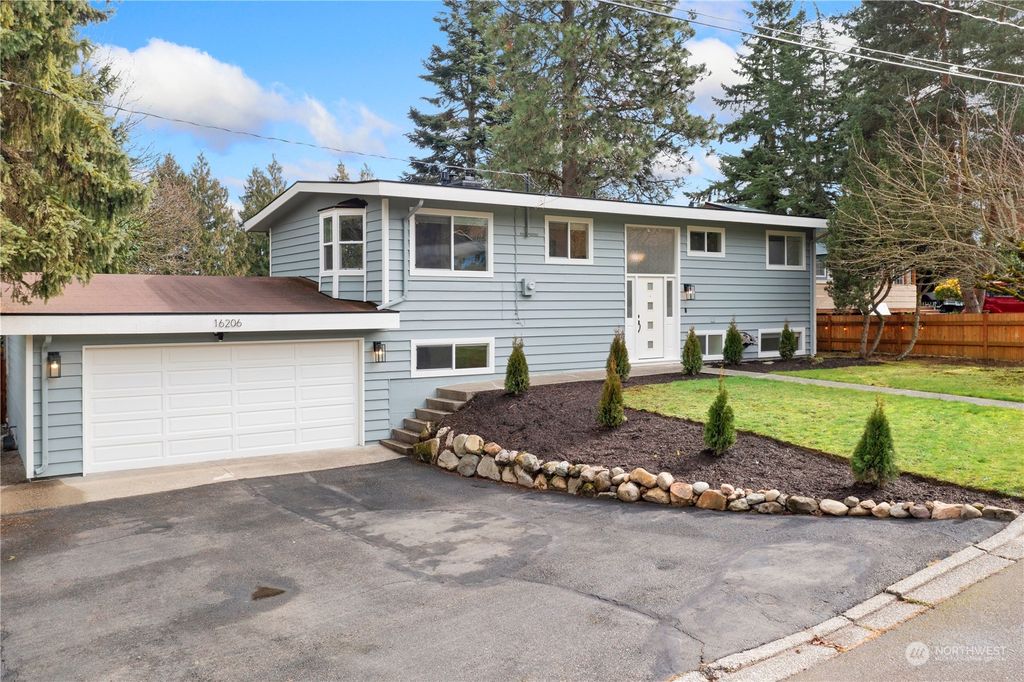 Photo of 16206 46th Avenue S, Tukwila, WA 98188 (MLS # 2206787)