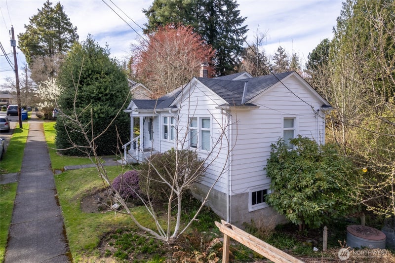 10116 NE 187th Street