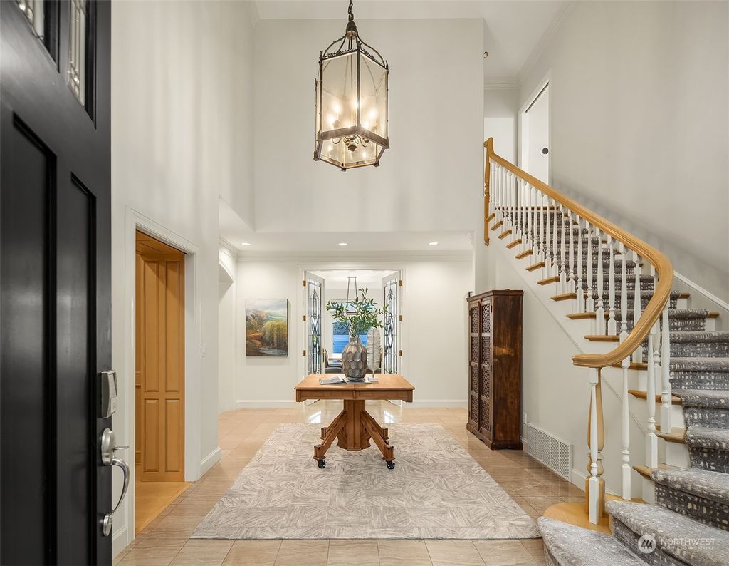 Photo of 1845 W Mercer Way, Mercer Island, WA 98040 (MLS # 2215644)