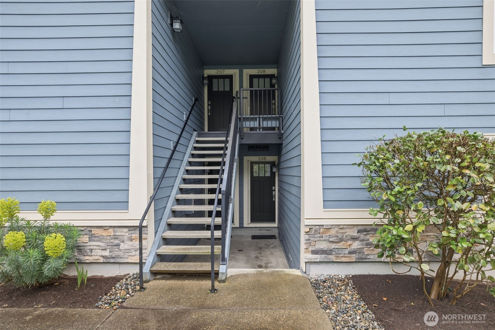 11901 93rd Avenue NE B-108