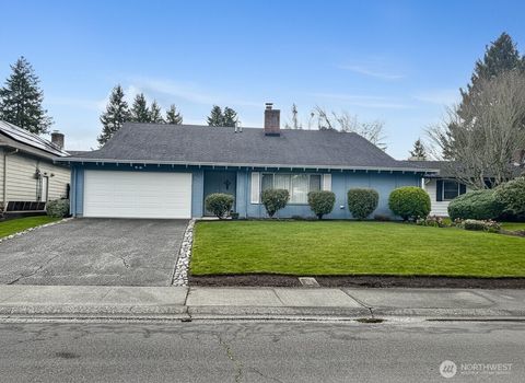 Photo of 13610 116th Place NE, Kirkland, WA 98034 (MLS # 2524628)