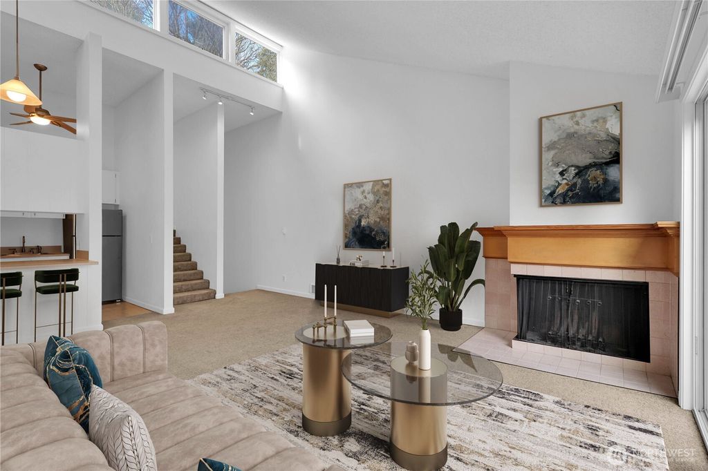 Photo of 2937 76th Avenue SE #33B, Mercer Island, WA 98040 (MLS # 2481645)