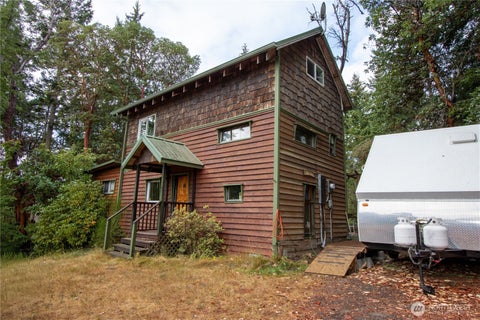 Photo of 65 Hancock Street, Port Townsend, WA 98368 (MLS # 2575560)