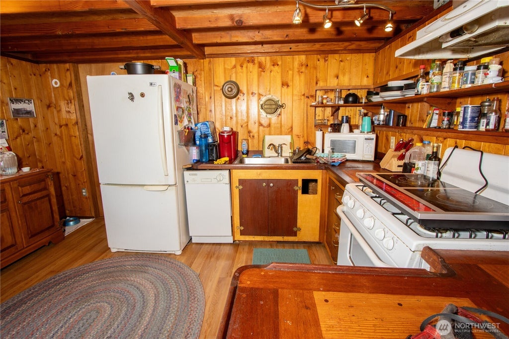 Photo of 65 Hancock Street, Port Townsend, WA 98368 (MLS # 2575560)