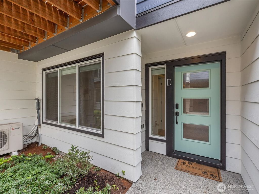 Photo of 509 237th Place SE #D, Bothell, WA 98021 (MLS # 2457306)