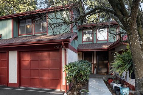 Photo of 4724 SW 317th Lane #B, Federal Way, WA 98023 (MLS # 2472437)