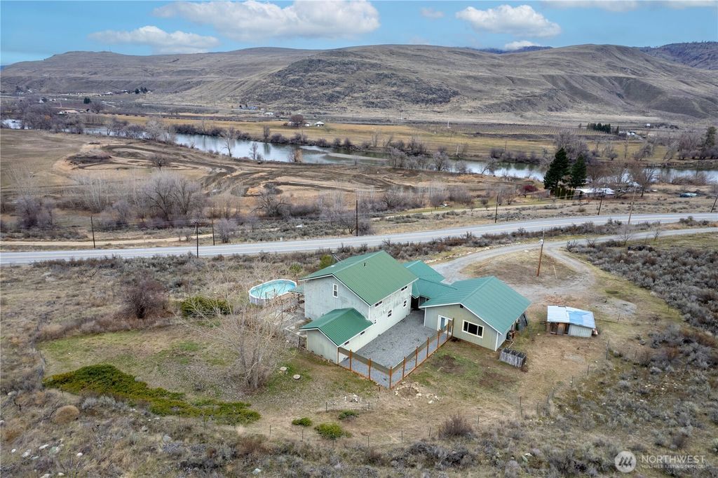 Photo of 30 Saddle View Drive, Okanogan, WA 98840 (MLS # 2477161)