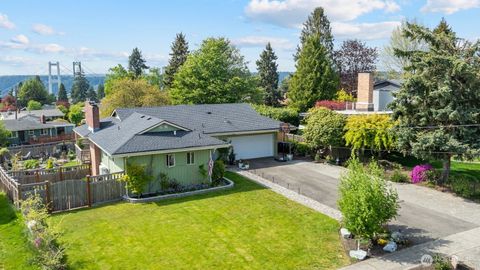 1122 N Skyline Drive Tacoma WA 98406