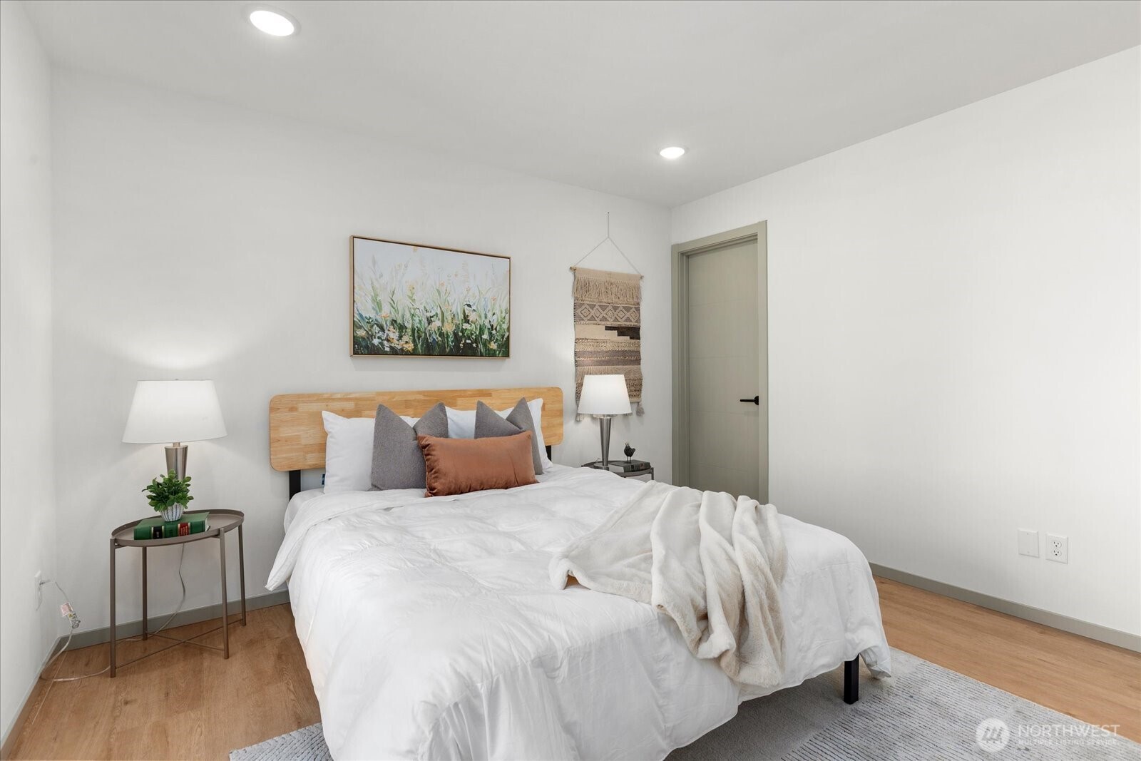 4104 49th Avenue SW B