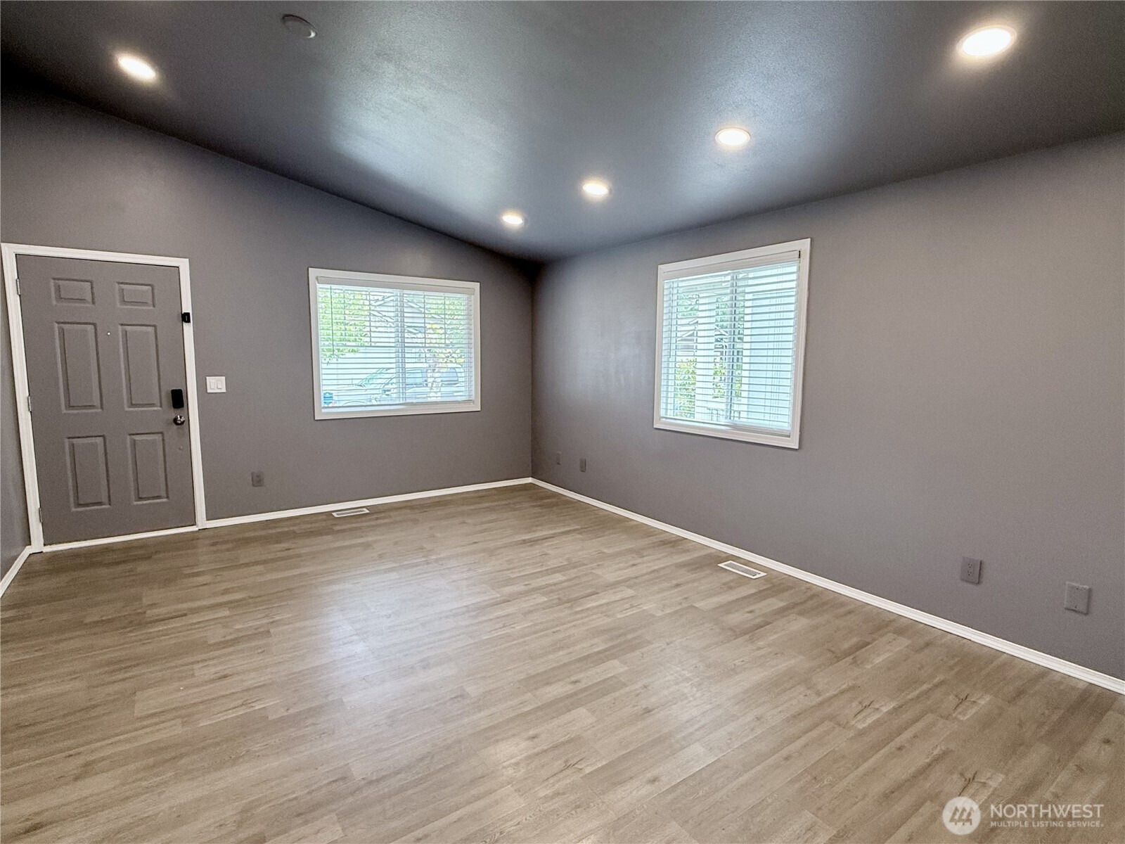 14812 45th Drive NE
