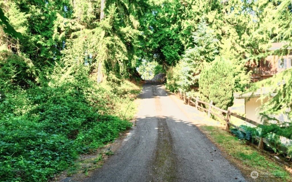 Photo of 157 xx 72nd Avenue W, Edmonds, WA 98026 (MLS # 2495033)