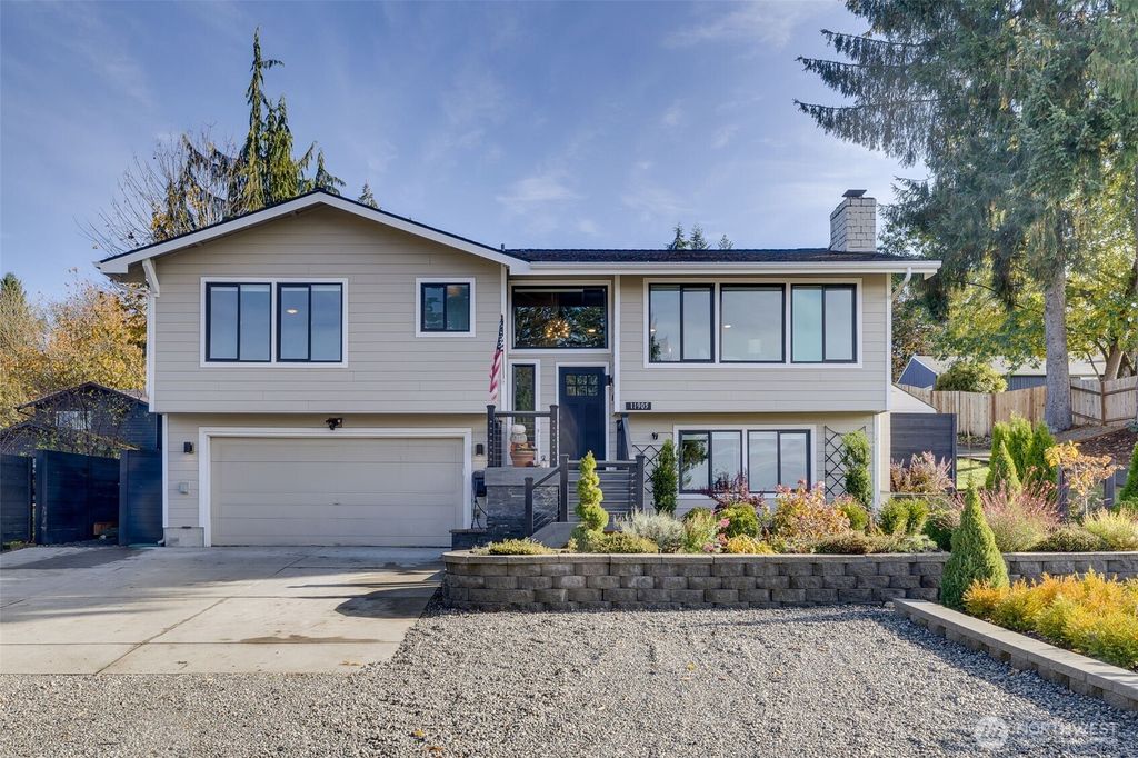 Photo of 11905 13th Street NE, Lake Stevens, WA 98258 (MLS # 2449506)