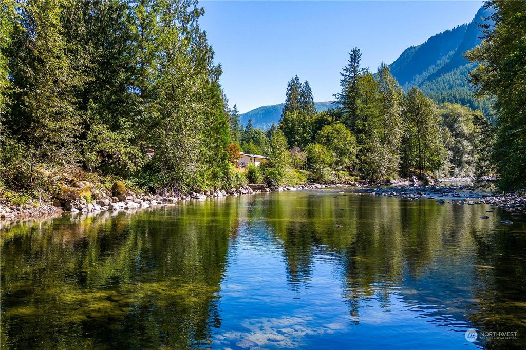 Photo of 43829 SE 78th Street, Snoqualmie, WA 98065 (MLS # 2150981)