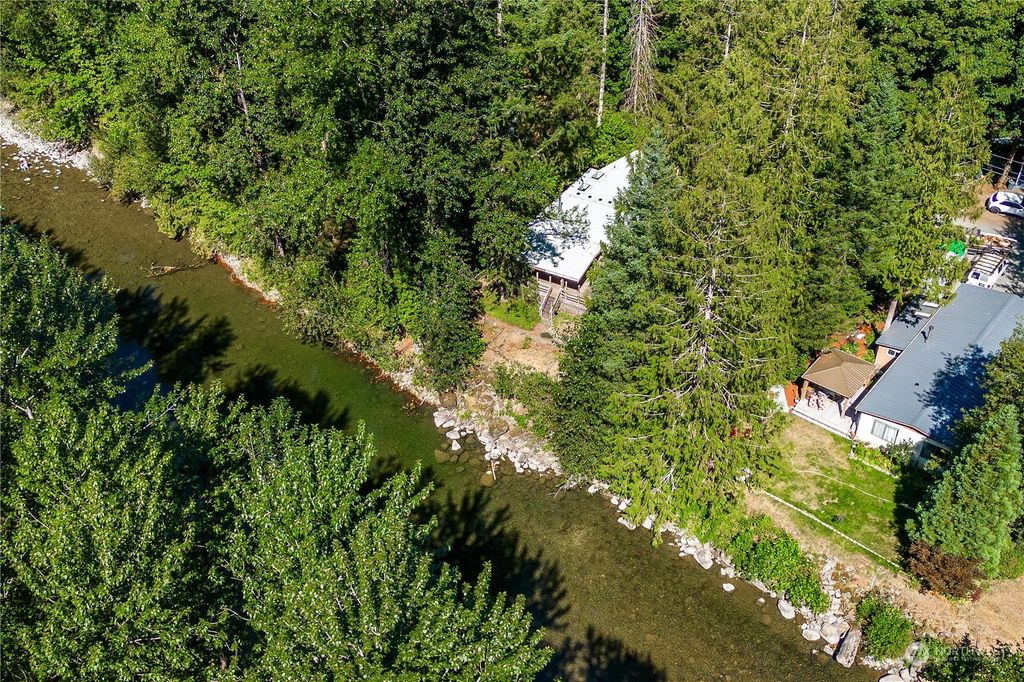Photo of 43829 SE 78th Street, Snoqualmie, WA 98065 (MLS # 2150981)