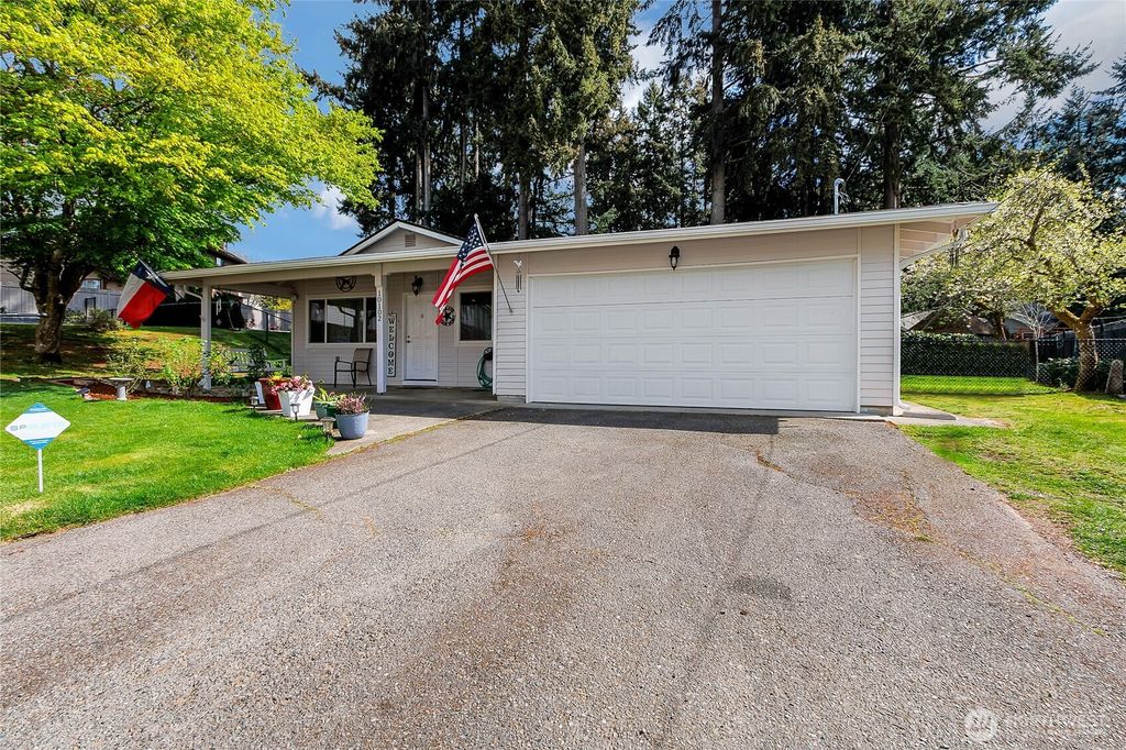 Photo of 10102 99th St SW St, Tacoma, WA 98498 (MLS # 2507758)