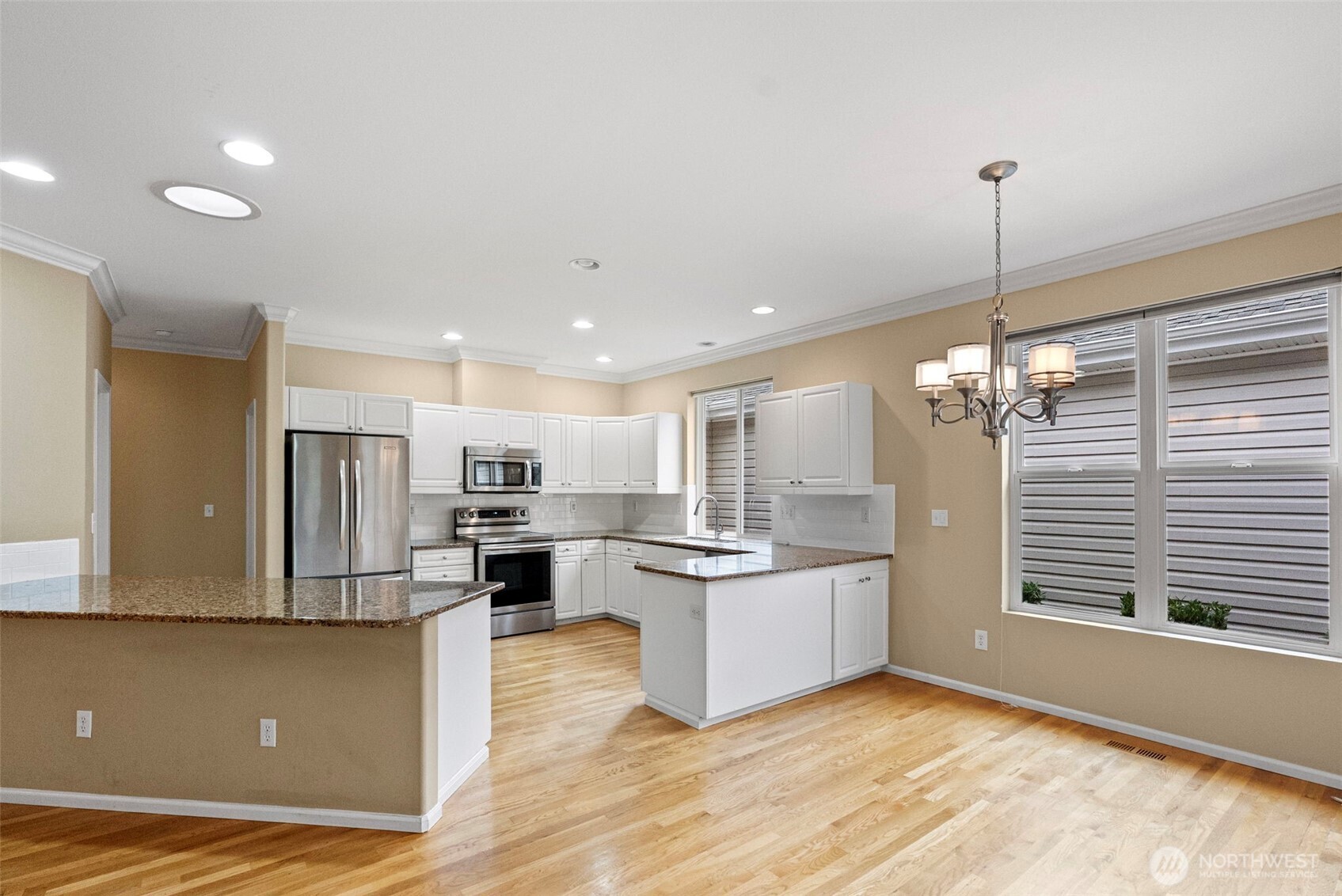 6910 38th Street Ct W