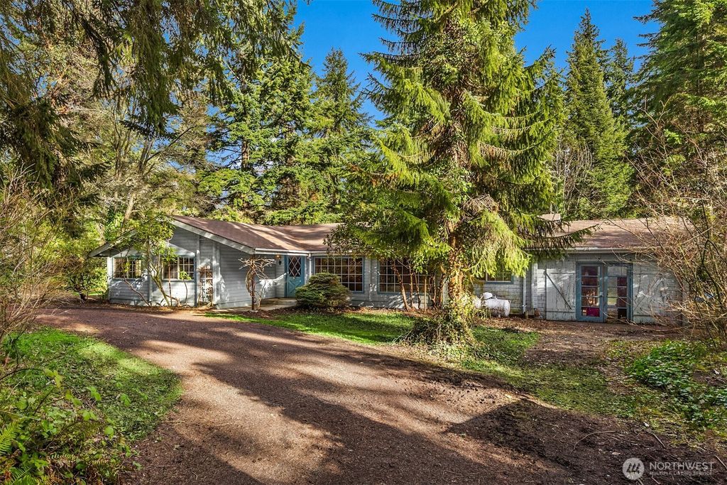 Photo of 10862 Falk Road NE, Bainbridge Island, WA 98110 (MLS # 2480060)