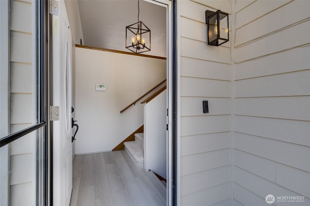Photo of 817 Ford Avenue, Snohomish, WA 98290 (MLS # 2412625)