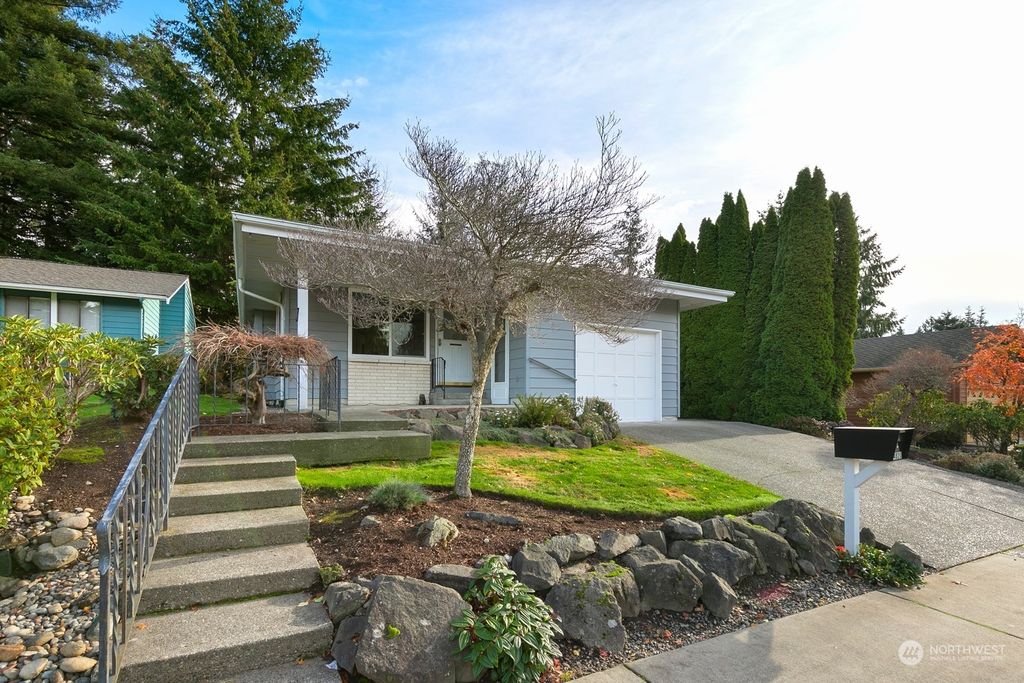 Photo of 24820 11th Avenue S, Des Moines, WA 98198 (MLS # 2311995)