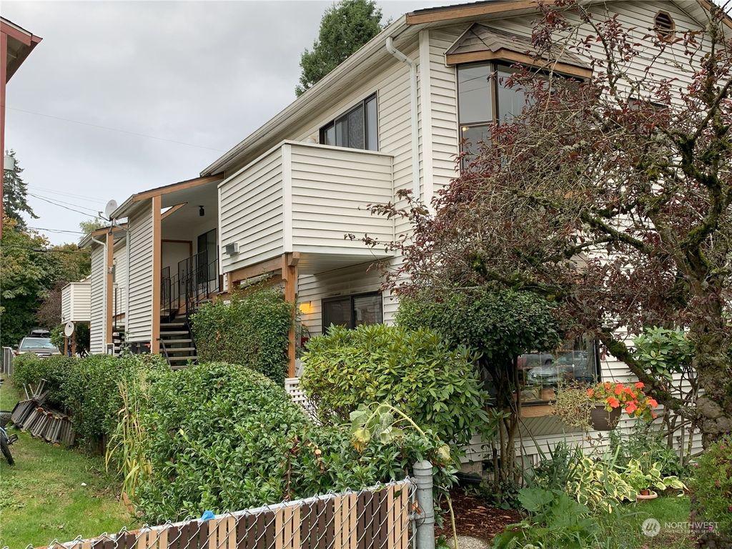 Photo of 5237 Fauntleroy Way SW, Seattle, WA 98136 (MLS # 2167079)